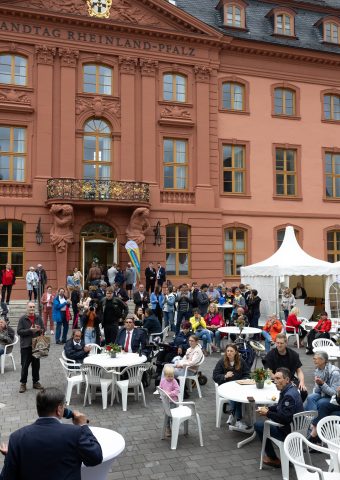 VERFASSUNGSFEST 2025